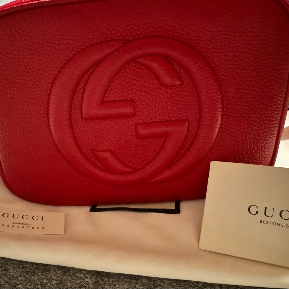 Like New Gucci Red Crossbody Leather Authentic Bag - Picture 3 of 5